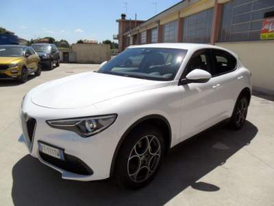 Alfa Romeo Stelvio 2.2 Turbodiesel 210 CV AT8 Q4 Super Bianco usata San Pietro di Feletto