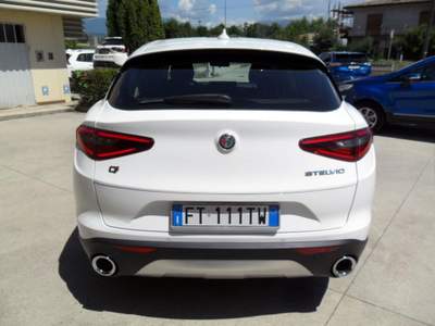 Alfa Romeo Stelvio 2.2 Turbodiesel 210 CV AT8 Q4 Super Bianco usata San Pietro di Feletto