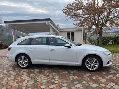 Audi A4 AUDI A4 AVANT BUSINESS SPORT Bianco usata Potenza