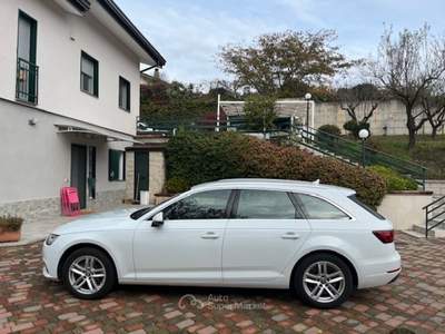 Audi A4 AUDI A4 AVANT BUSINESS SPORT Bianco usata Potenza