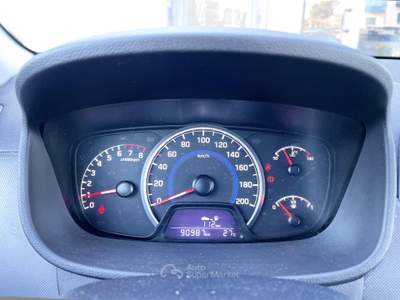 Hyundai i10 1.0 Benzina 66CV E6 Neo - 2018 Rosso usata Roma