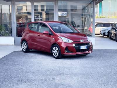 Hyundai i10 1.0 Benzina 66CV E6 Neo - 2018 Rosso usata Roma