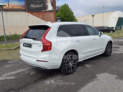 Volvo XC90 VOLVO XC90 B5 (d) AWD Geartronic 7 posti Momentum Bianco usata Gallarate