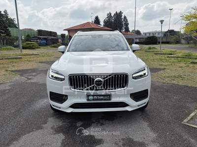 Volvo XC90 VOLVO XC90 B5 (d) AWD Geartronic 7 posti Momentum Bianco usata Gallarate