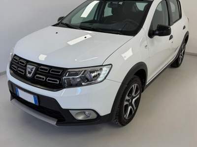 Dacia Sandero Sandero 1.5 dCi 8V 90CV Start&Stop Serie Speciale Wow Bianco usata Sassocorvaro Auditore