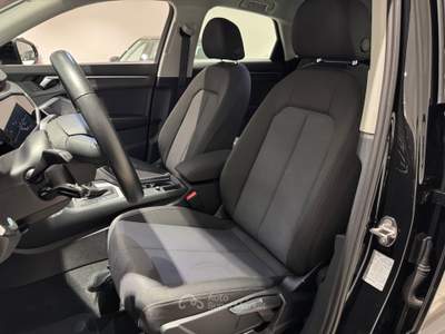 Audi Q3 35 2.0TDI S-Tronic Business Plus Nero usata AGROPOLI