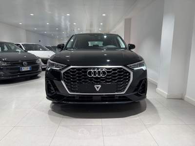Audi Q3 35 2.0TDI S-Tronic Business Plus Nero usata AGROPOLI