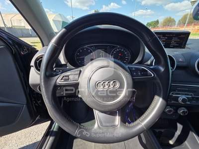 Audi A1 AUDI A1 SPB 1.0 82CV TFSI Design Nero usata Gallarate