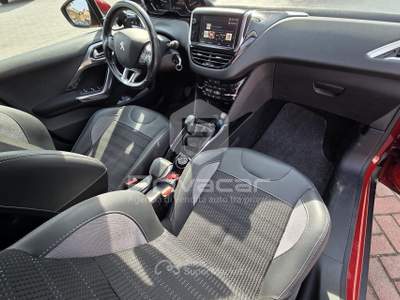 Peugeot 2008 PEUGEOT 2008 1° serie BlueHDi 100 Allure Rosso usata Gallarate
