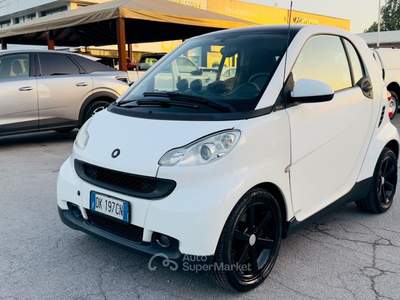 Smart ForTwo 62 kW coupé pulse Bianco usata Massarosa