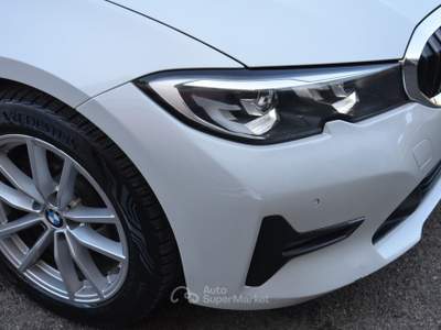 BMW Serie 3 318d 318d 48V Touring Business Advantage Bianco usata Pisa