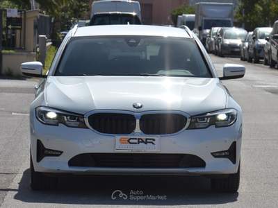BMW Serie 3 318d 318d 48V Touring Business Advantage Bianco usata Pisa