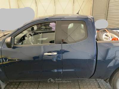 Nissan Navara 4WD King Cab Acenta Blu/Azzurro usata Mondovì