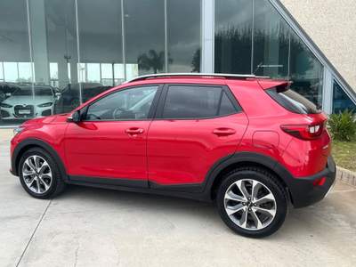 Kia Stonic 100 CV MHEV MT Style UNICO PROPRIETARIO Rosso usata Gela