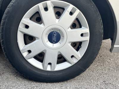 Ford Fusion Perfetto tutto Argento usata Pignataro Maggiore