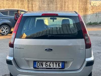 Ford Fusion Perfetto tutto Argento usata Pignataro Maggiore