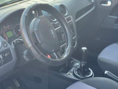 Ford Fusion Perfetto tutto Argento usata Pignataro Maggiore
