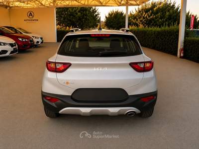 Kia Stonic  -  1.0 t-gdi mhev gt line 100cv mt Argento usata Roma