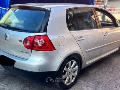 Volkswagen Golf AUTO BEN TENUTA Argento usata Latina