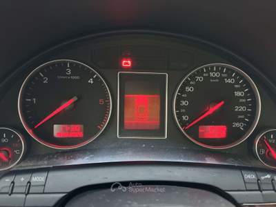 Audi A4 A4 Berlina 1.9 tdi 130cv Nero usata Trescore Cremasco