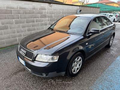 Audi A4 A4 Berlina 1.9 tdi 130cv Nero usata Trescore Cremasco