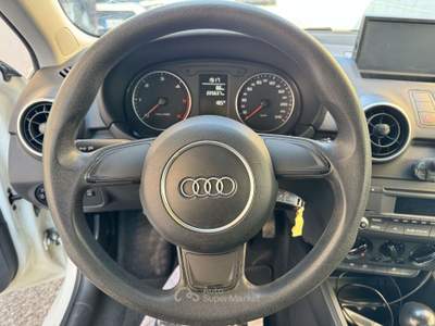 Audi A1 A1 Sportback 1.6 tdi Ambition s-tronic Bianco usata Trescore Cremasco