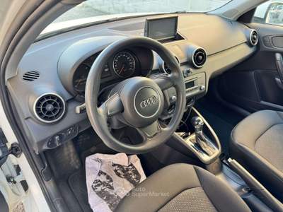 Audi A1 A1 Sportback 1.6 tdi Ambition s-tronic Bianco usata Trescore Cremasco