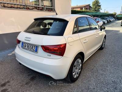 Audi A1 A1 Sportback 1.6 tdi Ambition s-tronic Bianco usata Trescore Cremasco