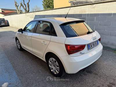 Audi A1 A1 Sportback 1.6 tdi Ambition s-tronic Bianco usata Trescore Cremasco