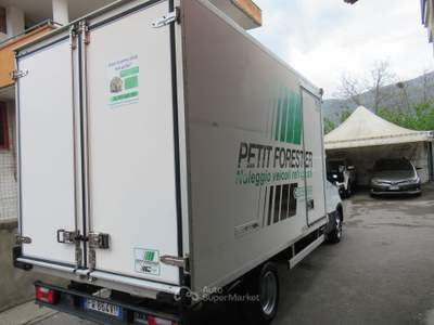 Iveco Daily IVECO DAILY 35C14 2.3 MTJ AUTOMATICO ISOTERMICO CASSA FRIGO Bianco usata Striano
