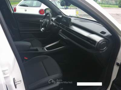 Jeep Avenger 1.2 turbo e-hybrid mhev Altitude 110cv edct6 Bianco usata Formigine