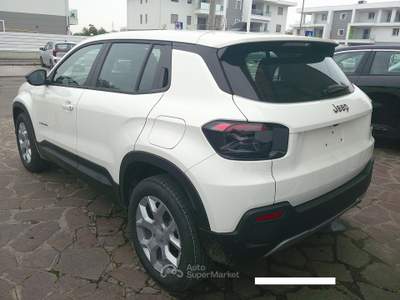 Jeep Avenger 1.2 turbo e-hybrid mhev Altitude 110cv edct6 Bianco usata Formigine