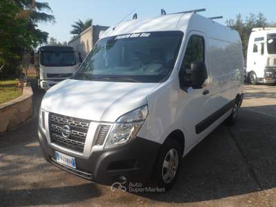 Nissan NV400 furgone medio alto Bianco usata San Michele Salentino