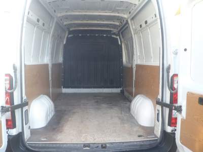 Nissan NV400 furgone medio alto Bianco usata San Michele Salentino