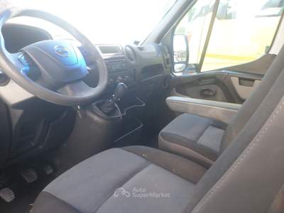Nissan NV400 furgone medio alto Bianco usata San Michele Salentino