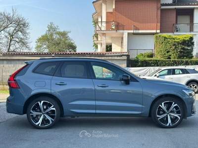 Volvo XC60 XC60 B4 (d) AWD automatico Plus Dark Grigio usata Asti