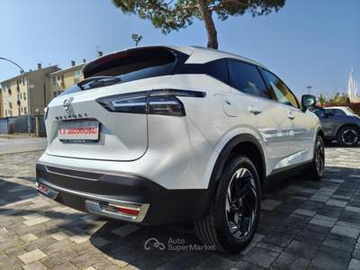 Nissan Qashqai MHEV 158 CV Xtronic N-Connecta Bianco usata Mira