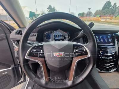 Cadillac Escalade CADILLAC Escalade 6.2L V8 AT AWD Premium Bianco usata Gallarate