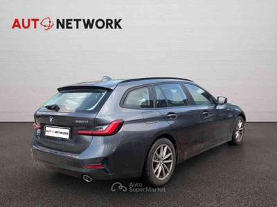 BMW Serie 3 320d d 48V Touring Business Advantage Grigio usata Imola