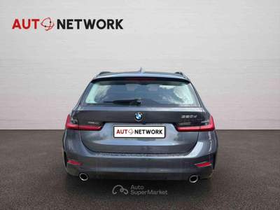 BMW Serie 3 320d d 48V Touring Business Advantage Grigio usata Imola