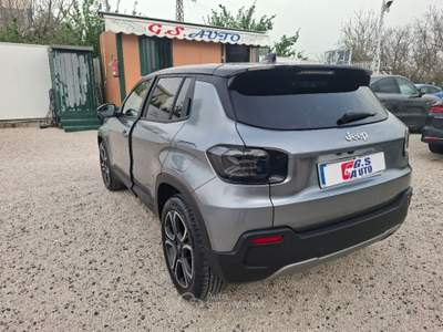 Jeep Avenger Jeep Avenger 1.2 Turbo 100 CV Summit Grigio usata SAN GIUSEPPE VESUVIANO