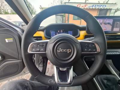 Jeep Avenger Jeep Avenger 1.2 Turbo 100 CV Summit Grigio usata SAN GIUSEPPE VESUVIANO
