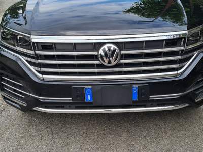 Volkswagen Touareg vendo bellissimo Touareg Advanced super accessoriato Nero usata canzo
