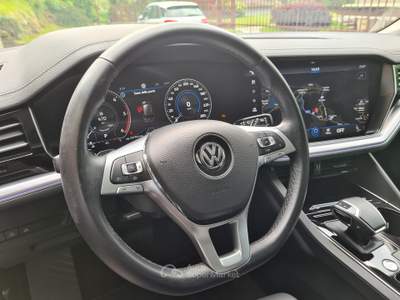 Volkswagen Touareg vendo bellissimo Touareg Advanced super accessoriato Nero usata canzo