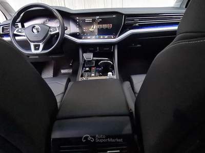 Volkswagen Touareg vendo bellissimo Touareg Advanced super accessoriato Nero usata canzo