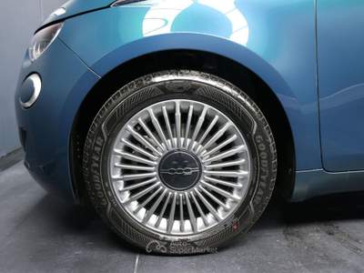 Fiat 500 1.0 65CV Hybrid Berlina Torino Verde usata Arsiè