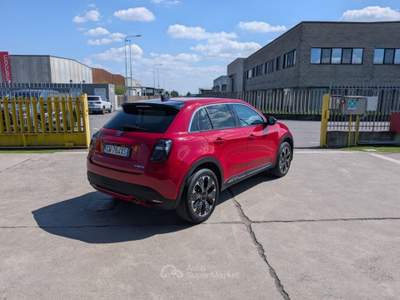 Fiat 600 Hybrid 100 CV DCT MHEV La Prima Aziendale Rosso usata Cremosano