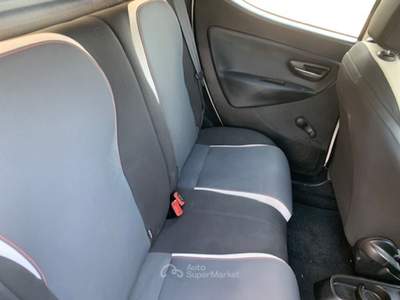 Lancia Ypsilon YPSILON 0.9 TWIN AIR ECOCHIC  ELEFANTINO Bianco usata Corciano