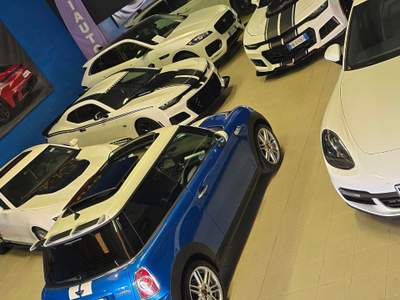 MINI Cooper Pari al nuovo Blu/Azzurro usata Rimini