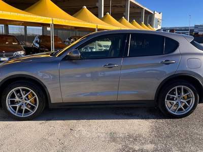 Alfa Romeo Stelvio AT8 Q4 Executive Grigio usata Carmagnola